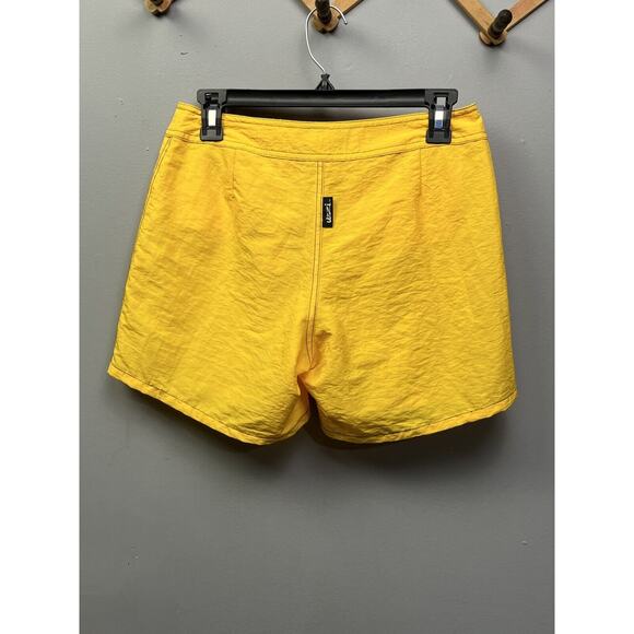 Uzzi‎ Shorts Bright Yellow Nylon Womens size 5/6 Junior Beach Volleyball - Picture 2 of 8